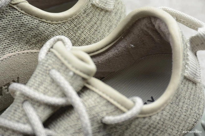 350 Adidas AQ2660 Moonrock Yeezy Boost 0713